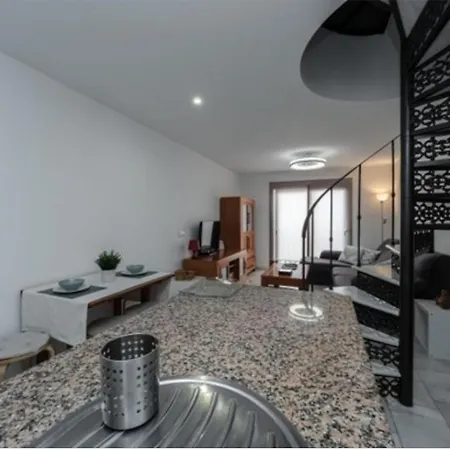 Apartamento Duplex Centro *